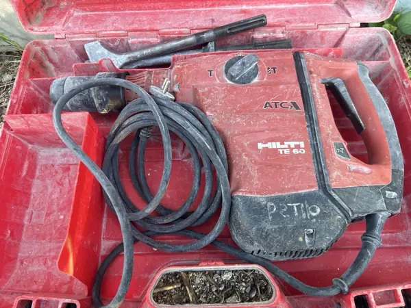 Marteau perforateur burineur lourd SDS MAX TE60 Hilti